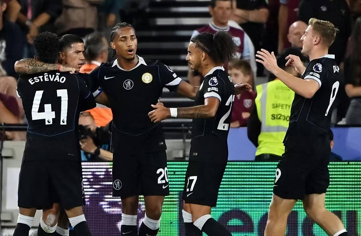 一位来自西 一位来自西